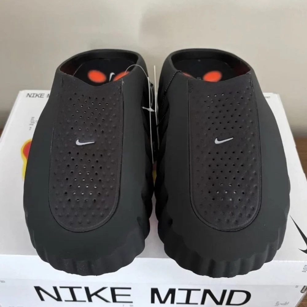 ***RUNS SMALL*** Men's Size 13 Nike Mind 001 Black Chrome Hyper Crimson Slides - Picture 5 of 6